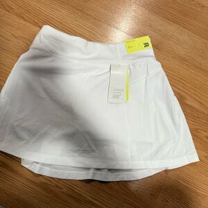 New Women's All in Motion High-rise Tennis Athletic Skort White Size XS NWT…49